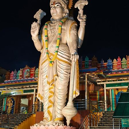 Rameshwar Dham Andhra Bhavan Naimisharanya Экстерьер фото